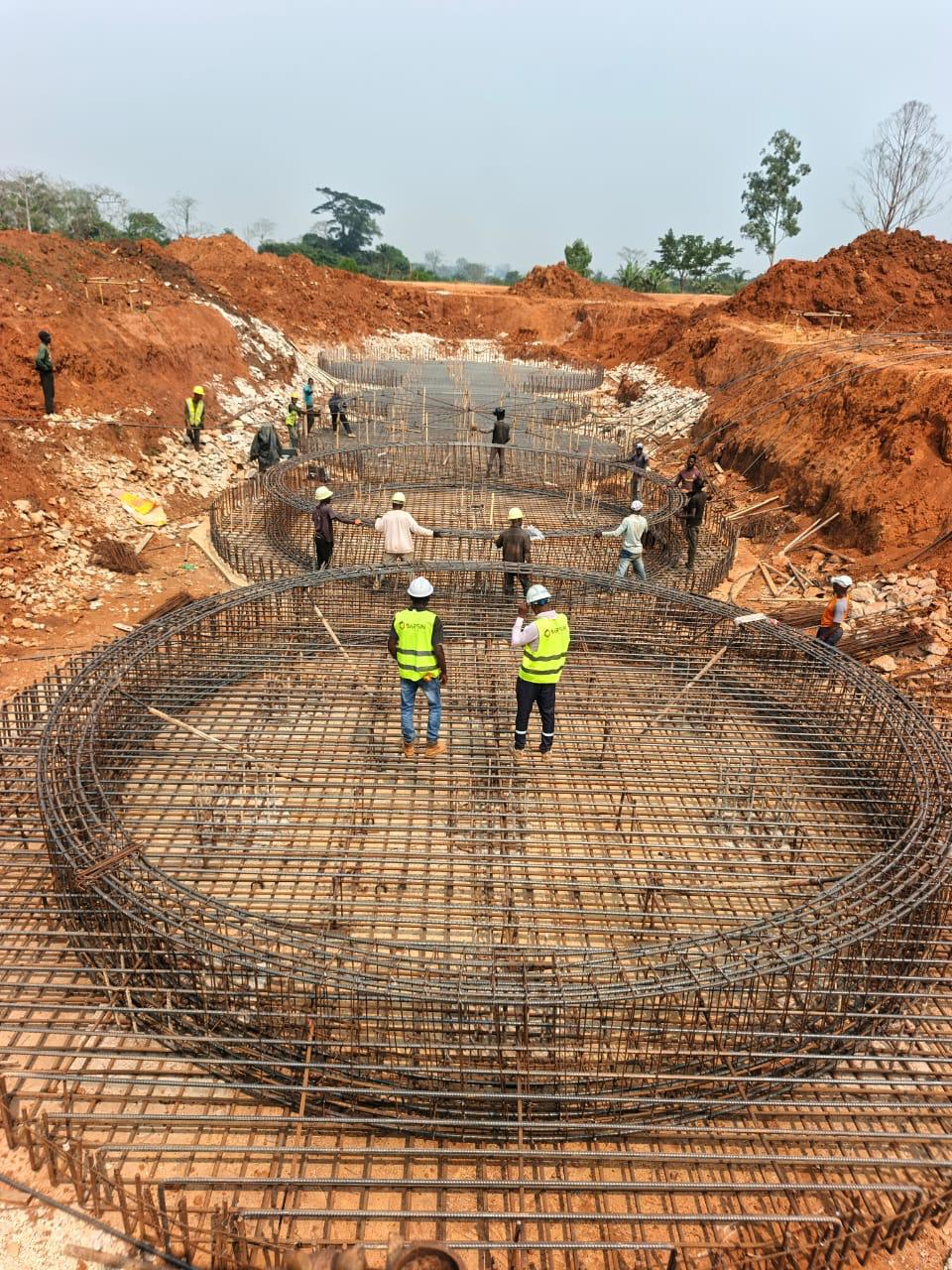 Canteiro de obras Bargin ao entardecer