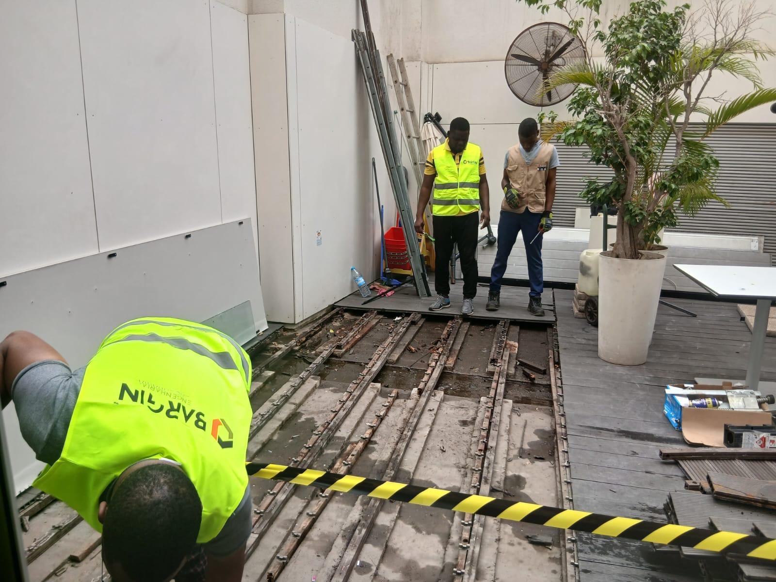 Construção de uma plataforma metálica — imagem 5