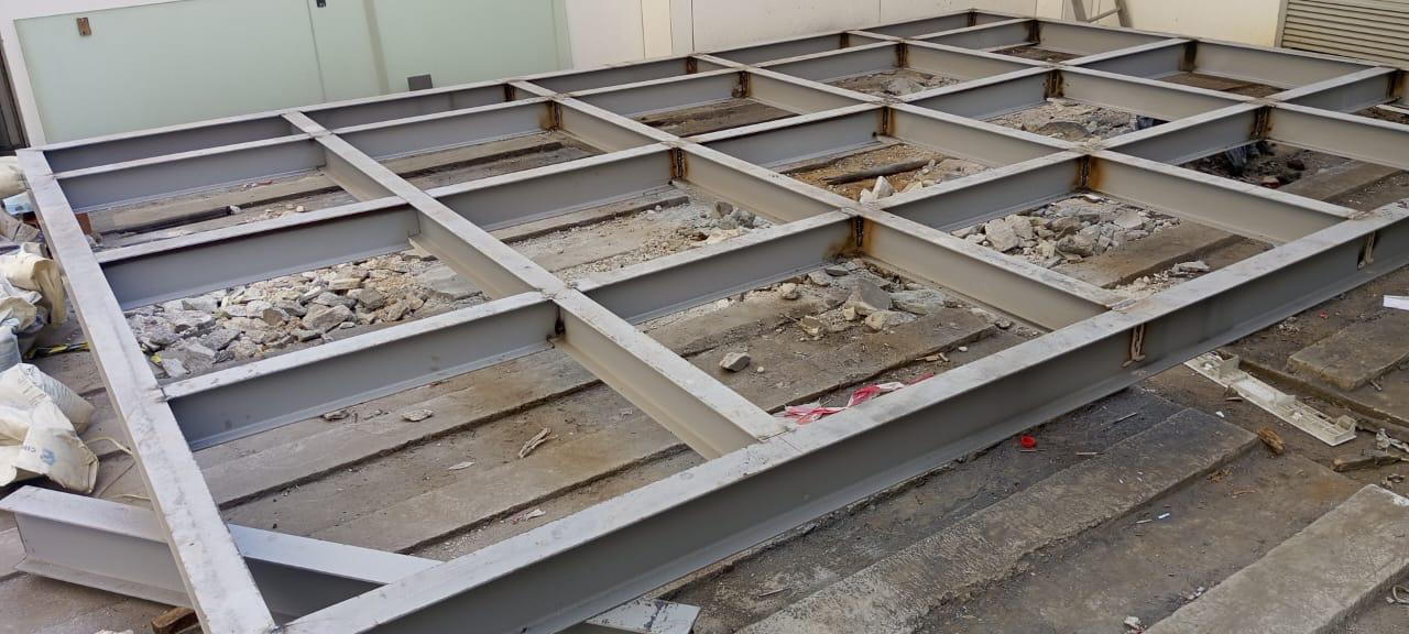 Construção de uma plataforma metálica — imagem 3